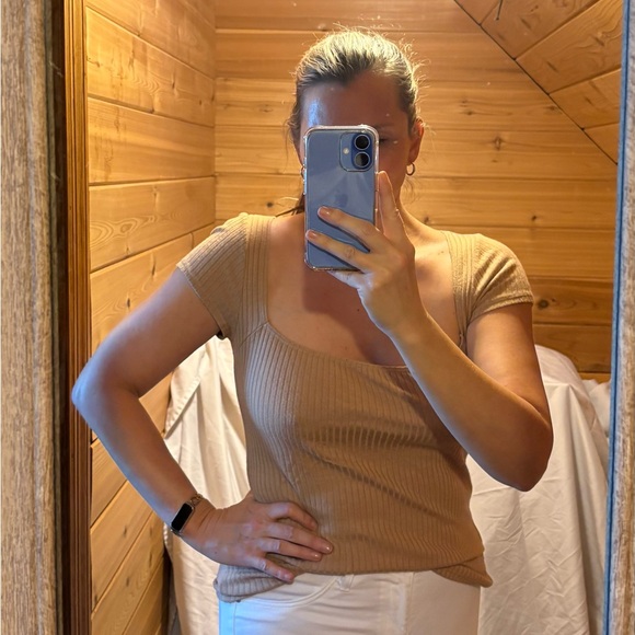 Reformation Tan Ribbed Top - Picture 4 of 4